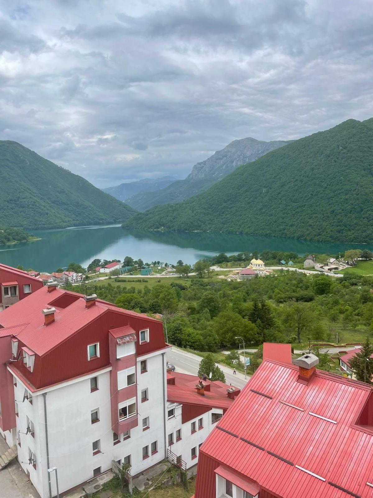 Apartment Jovovic Плужине Экстерьер фото
